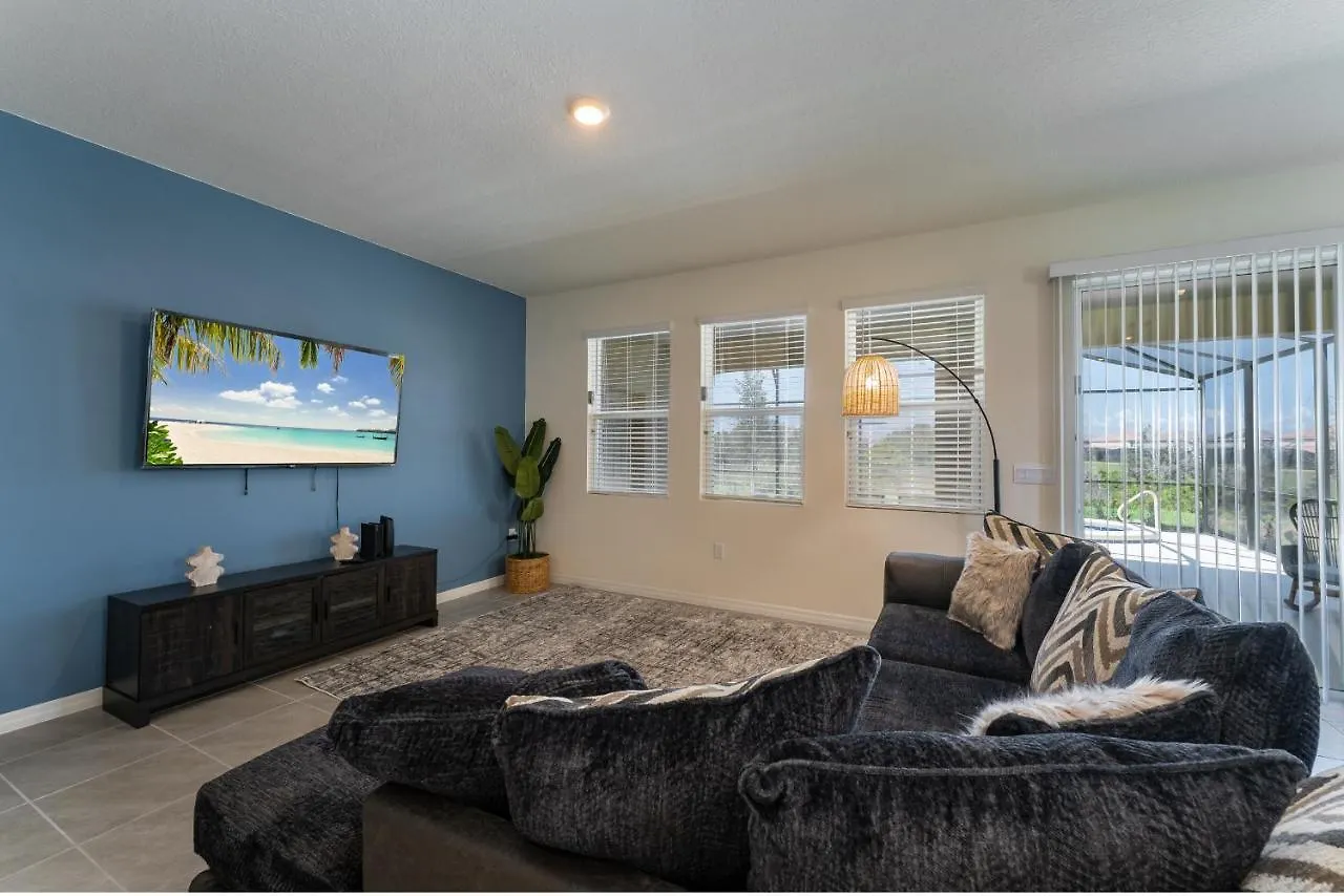 7679Om Oak Moss Villa G Davenport 0*,