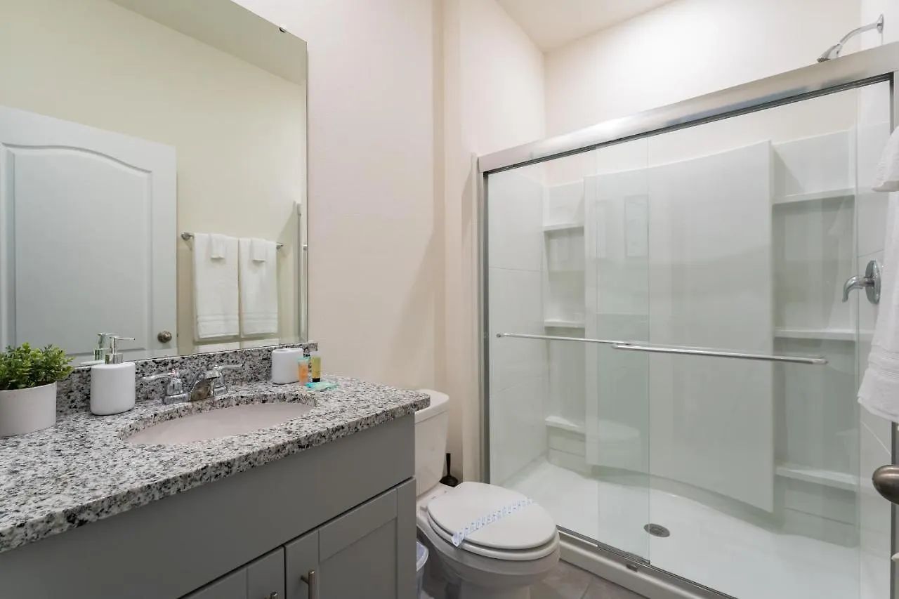 7679Om Oak Moss Villa G Davenport