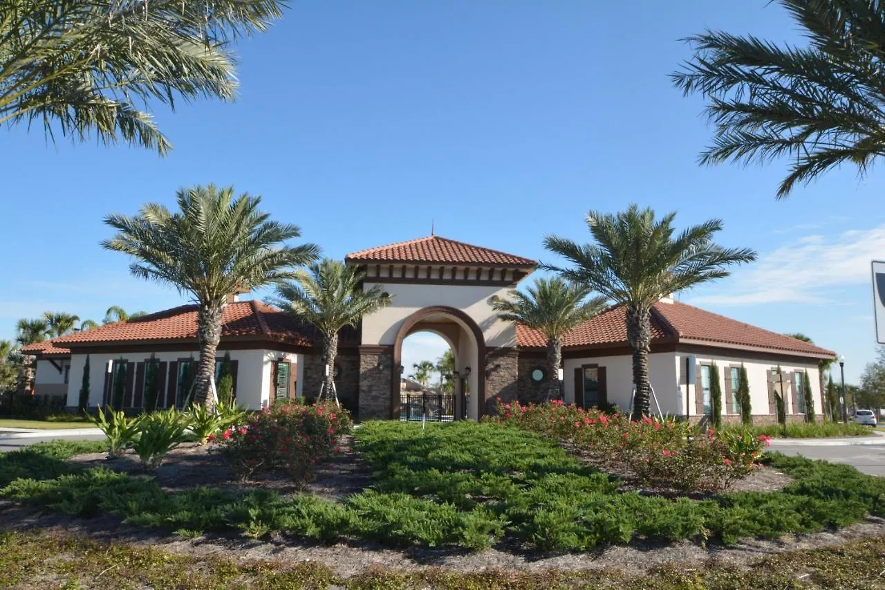 7679Om Oak Moss Villa G Davenport